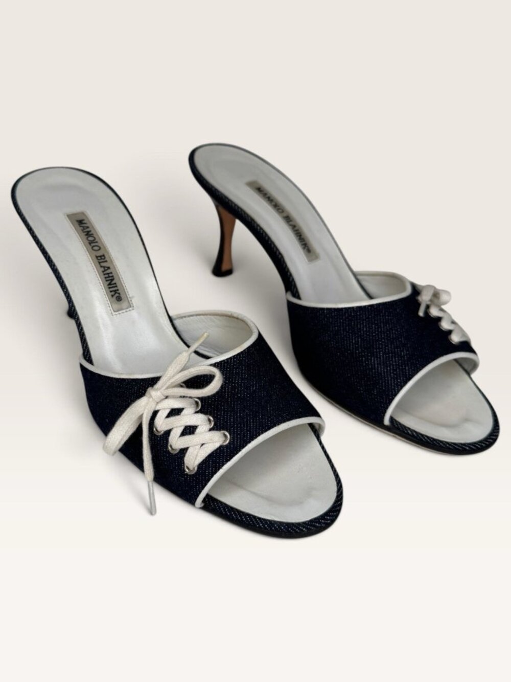 Vintage Manolo Blahnik Denim Lace Up Mules Size 38 Sandals Heels Y2K Bow Blue